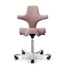 Afbeelding in Gallery-weergave laden, HÅG Capisco 8106 -  SC65117 Blush / Zilver / 200 mm / Universele wielen
